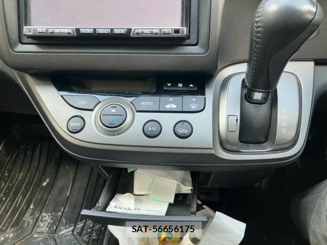 Honda STREAM 2007-06 7330358-17