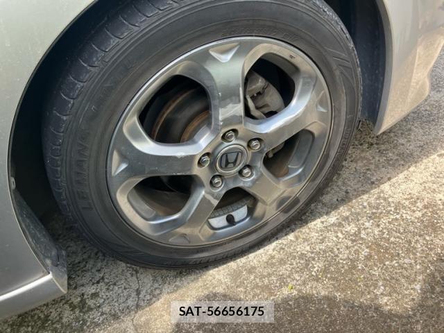 Honda STREAM 2007-06 7330358-8