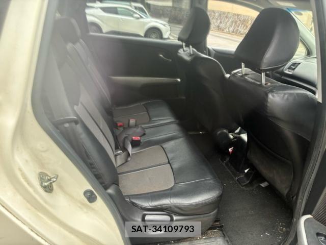 Honda STREAM 2010-04 7330361-14