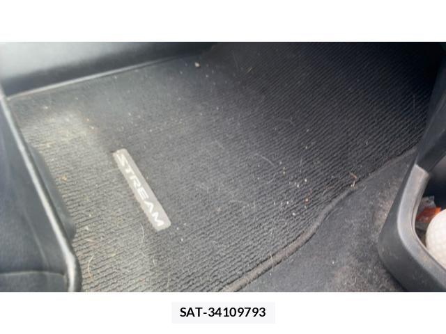 Honda STREAM 2010-04 7330361-24