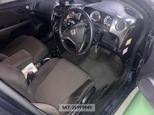 Honda STREAM 2009-05 7359987-9