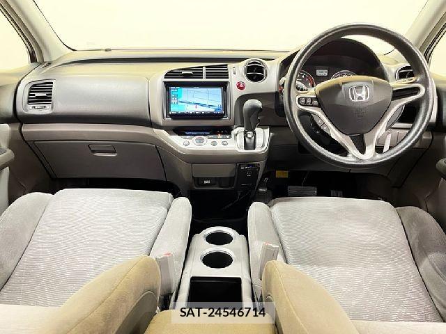 Honda STREAM 2009-12 7394320-1