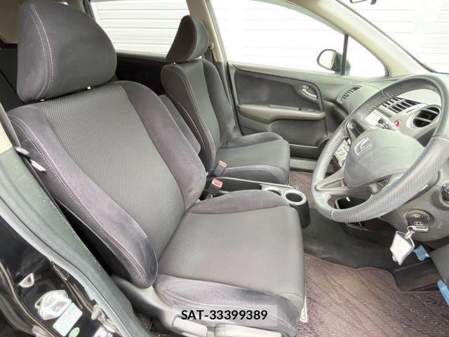 Honda STREAM 2007-05 7458130-8