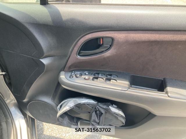Honda STREAM 2009-03 7458131-16