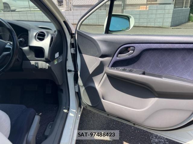 Honda STREAM 2009-10 7562924-18