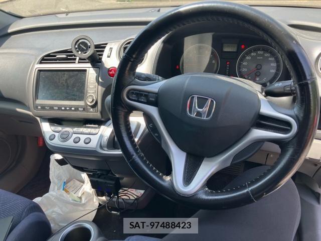 Honda STREAM 2009-10 7562924-19