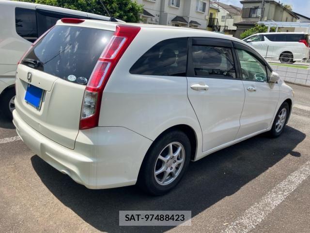 Honda STREAM 2009-10 7562924-2