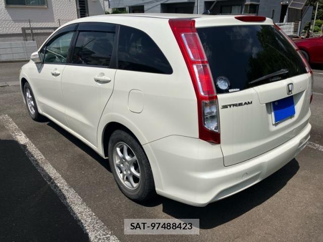 Honda STREAM 2009-10 7562924-3