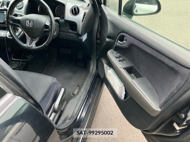 Honda STREAM 2007-07 7789515-11