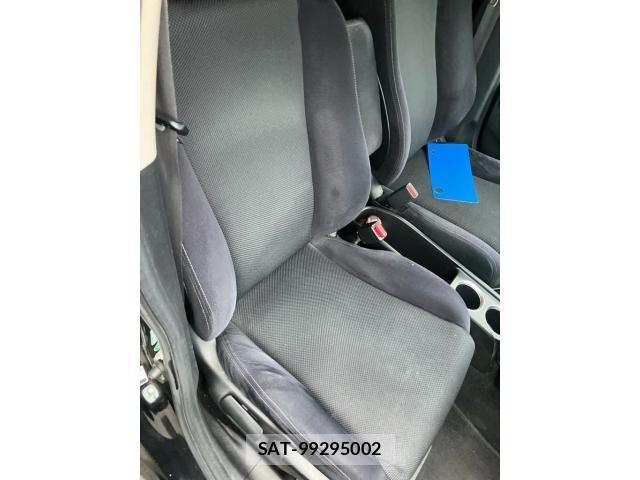 Honda STREAM 2007-07 7789515-16