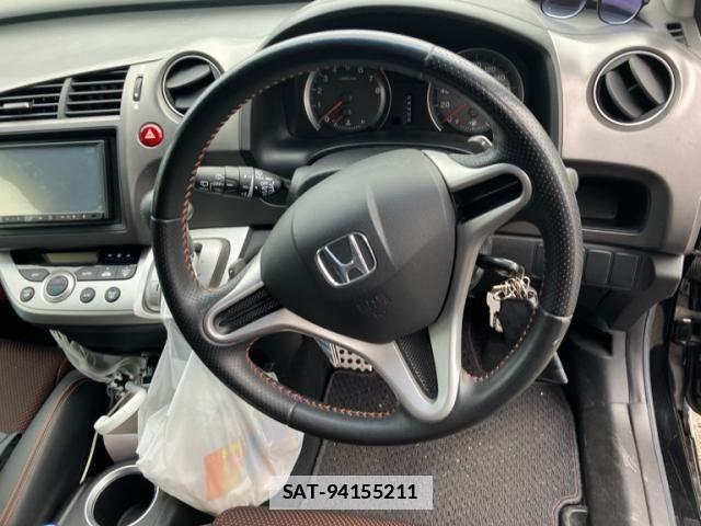 Honda STREAM 2010-10 7879713-16