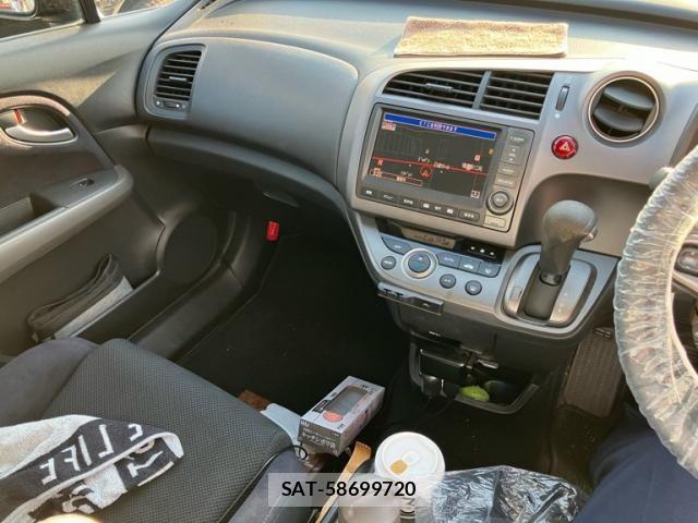 Honda STREAM 2008-01 8231948-19