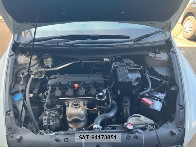 Honda STREAM 2013-06 8338032-11