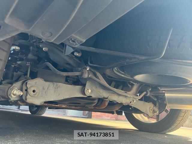 Honda STREAM 2013-06 8338032-13