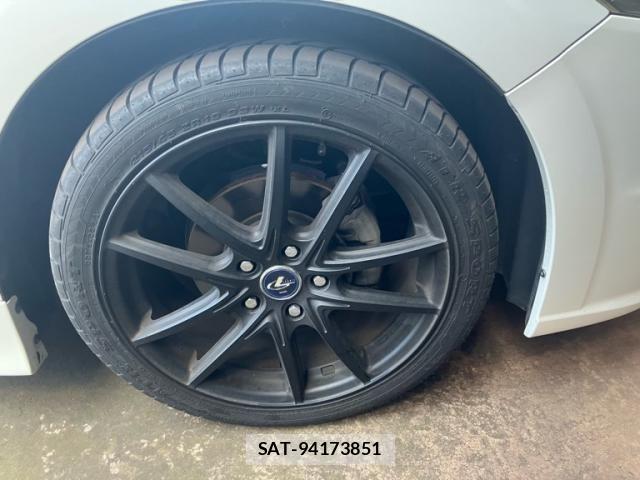 Honda STREAM 2013-06 8338032-4