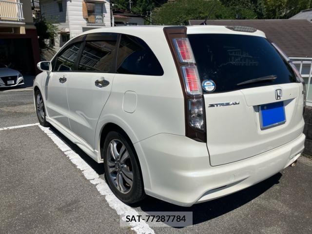 Honda STREAM 2009-12 8355675-2