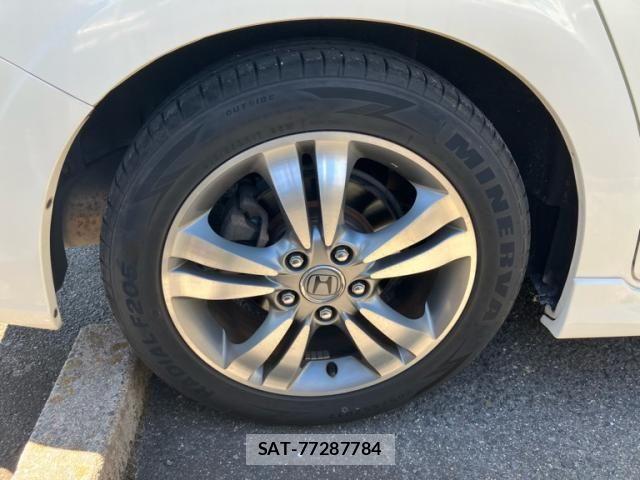 Honda STREAM 2009-12 8355675-6