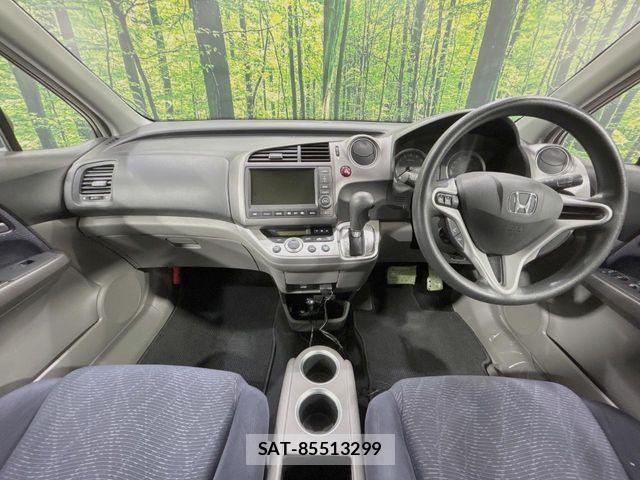 Honda STREAM 2009-12 8369037-1
