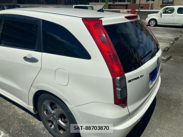 Honda STREAM 2008-02 8369039-3