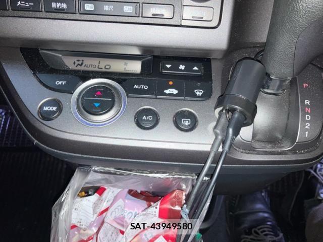 Honda STREAM 2009-02 8629124-18
