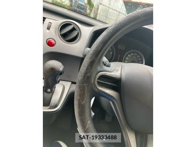 Honda STREAM 2007-05 8661797-16