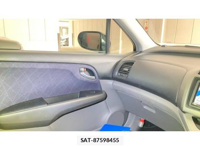 Honda STREAM 2011-08 8661794-18