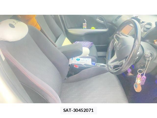Honda STREAM 2011-11 8746093-16