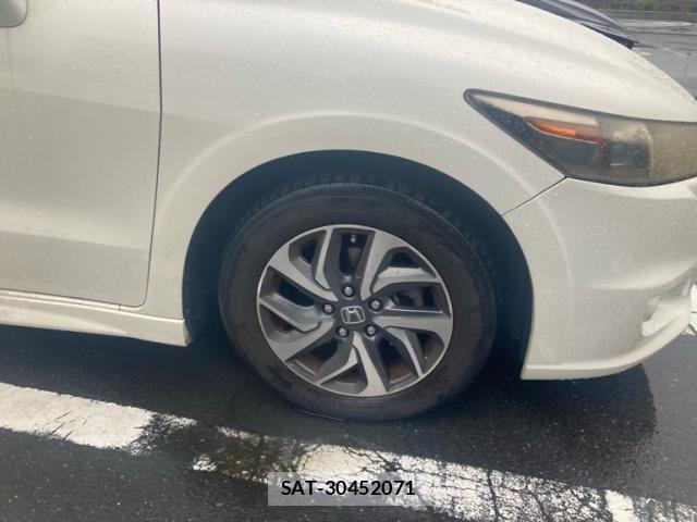 Honda STREAM 2011-11 8746093-6