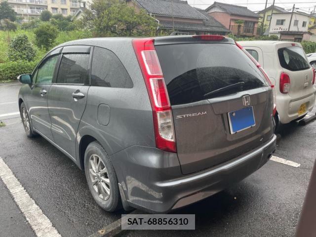 Honda STREAM 2009-09 8831824-1