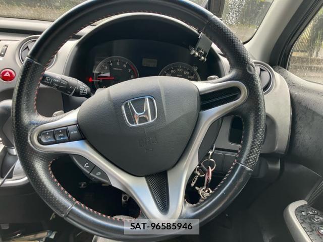 Honda STREAM 2009-10 8872152-19