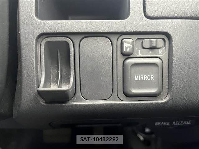 Honda STREAM 2001-12 8882381-5
