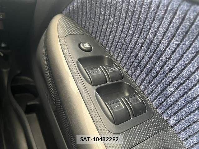 Honda STREAM 2001-12 8882381-6