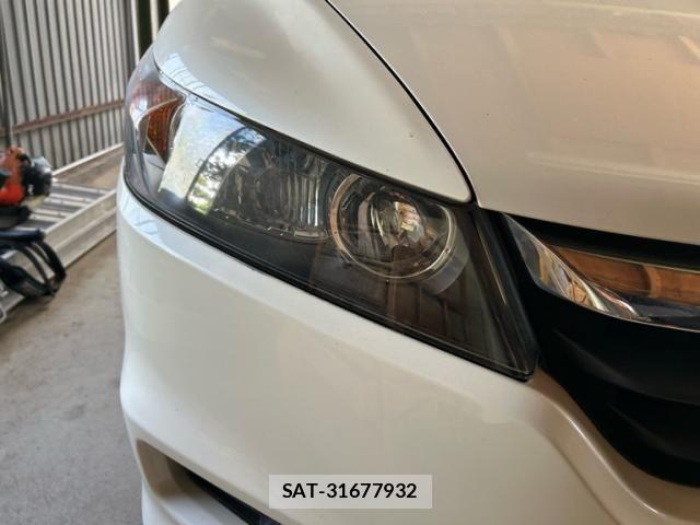 Honda STREAM 2008-09 8882380-16