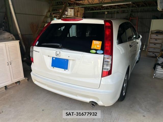 Honda STREAM 2008-09 8882380-1