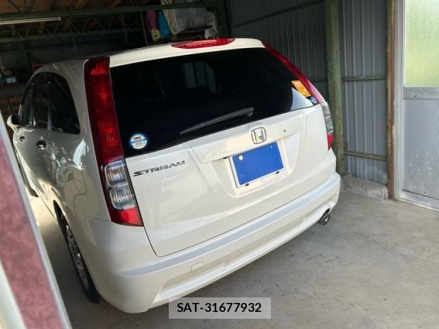 Honda STREAM 2008-09 8882380-3