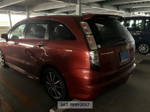 Honda STREAM 2009-12 8882383-12