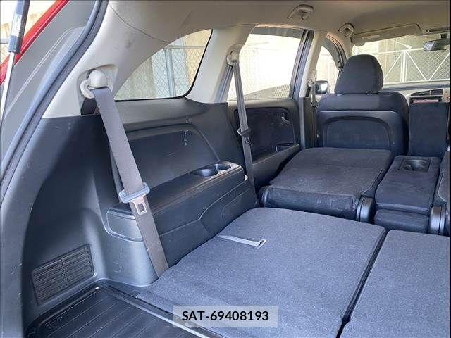 Honda STREAM 2007-09 8884411-11