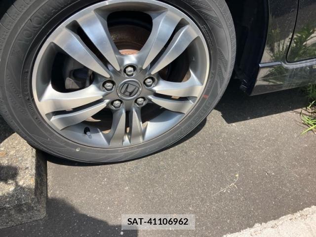 Honda STREAM 2011-02 7225598-14