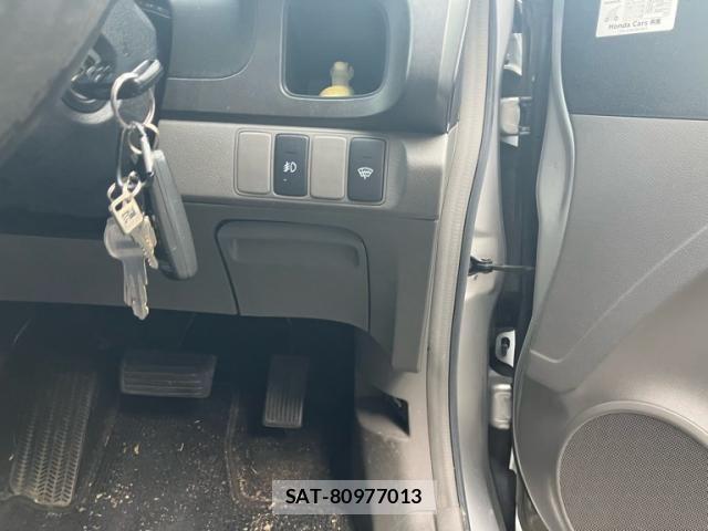Honda STREAM 2011-10 7789519-8