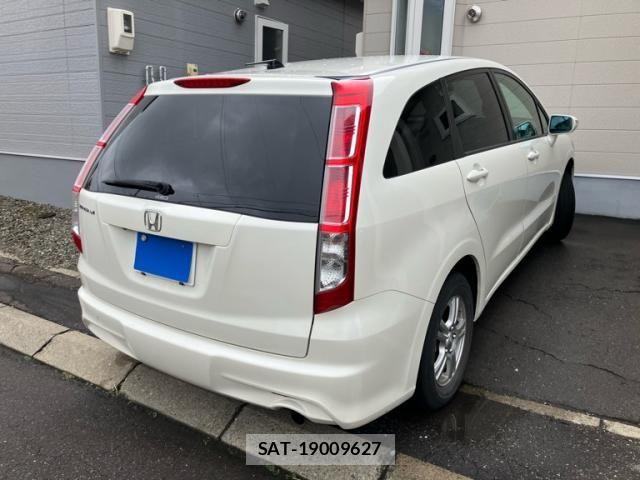 Honda STREAM 2011-08 8369044-6