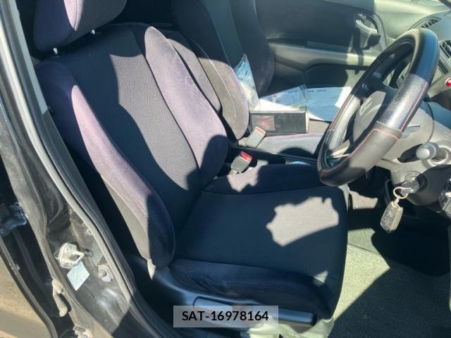 Honda STREAM 2007-12 8872153-17