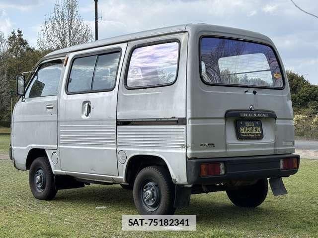 Honda STREET 1981-01 906893-9