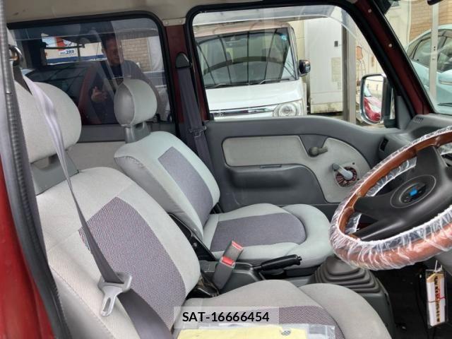 Subaru SAMBAR 1996-01 8038515-9