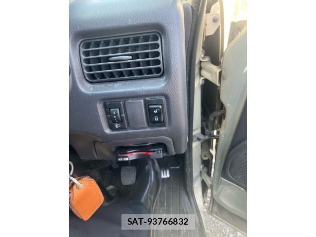 Subaru SAMBAR 2007-03 8132532-13