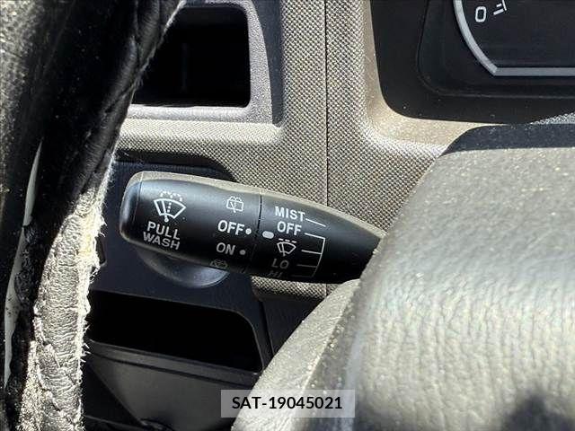 Subaru SAMBAR 2012-06 6998485-23