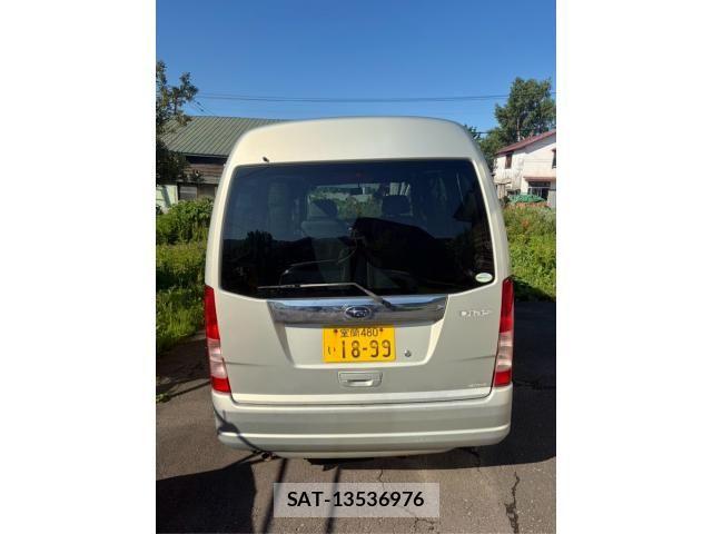 Subaru SAMBAR 2008-09 8210447-1