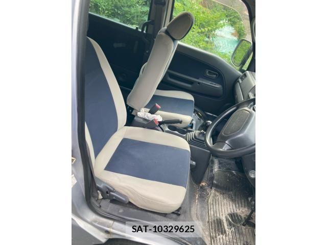 Subaru DIAS WAGON 2004-11 7330371-6