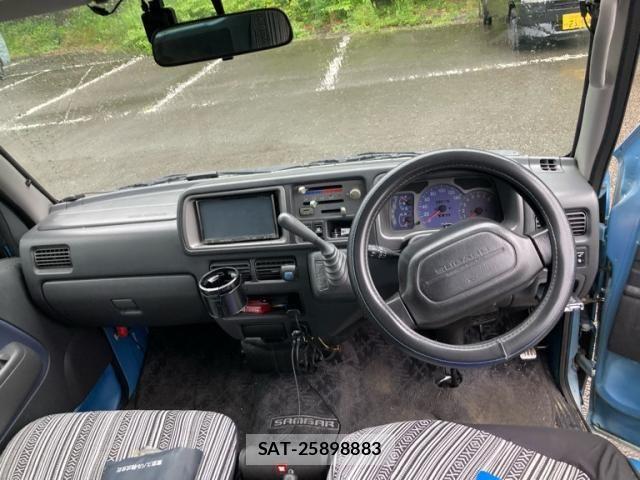 Subaru DIAS WAGON 2004-10 8102098-17