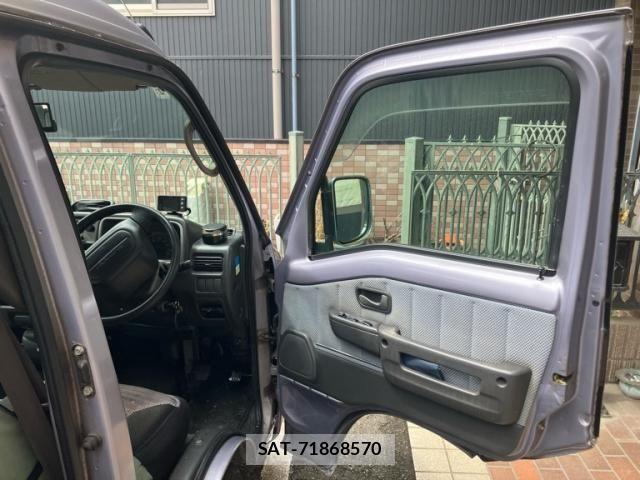 Subaru DIAS WAGON 2002-01 8850748-9