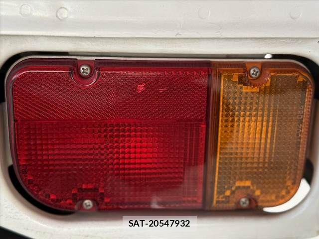 Subaru SAMBAR TRUCK 2010-07 7903460-29